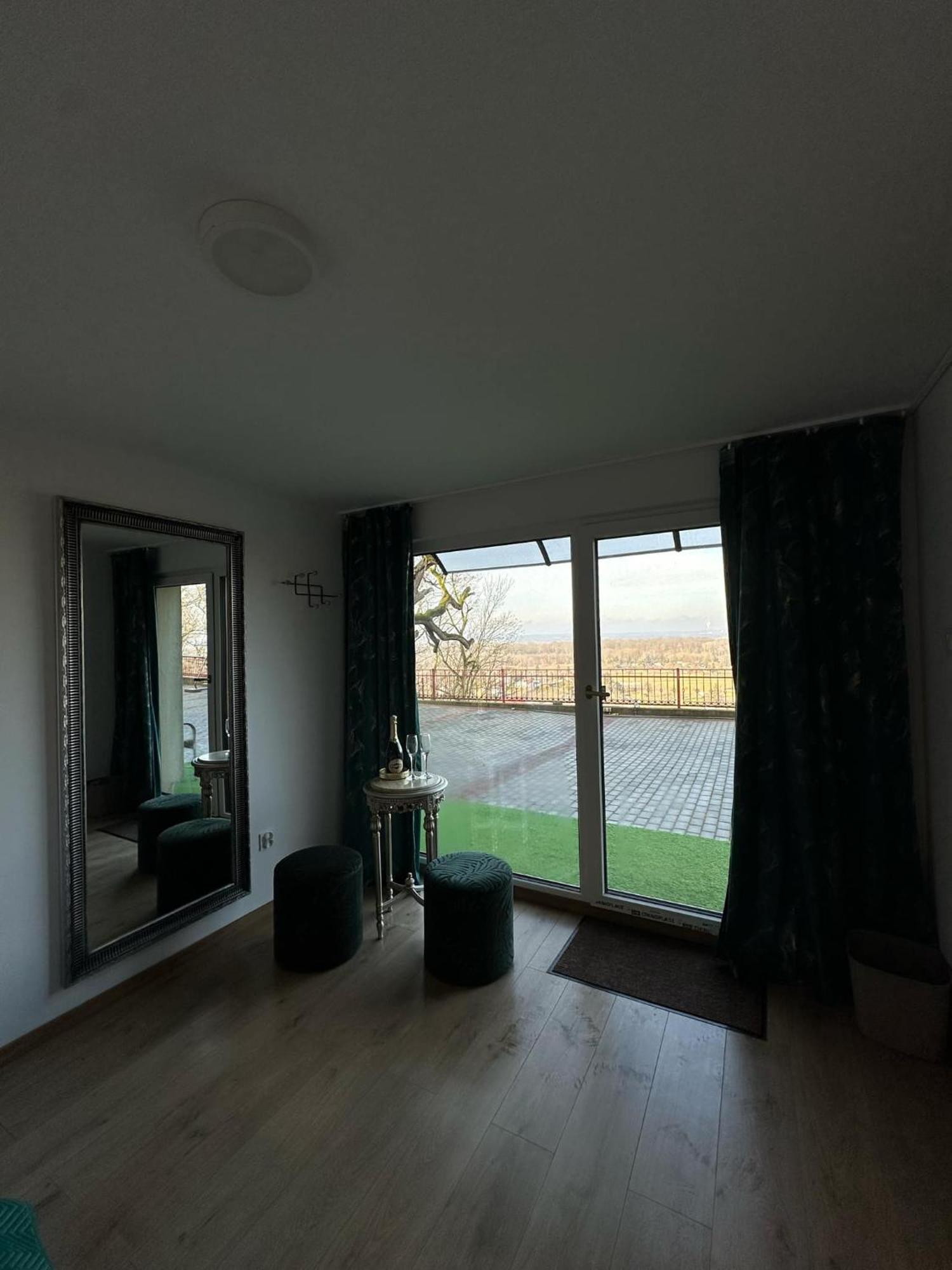 Apartament Bena Ze Zjawiskowym Tarasem Widokowym Chełmno Eksteriør billede