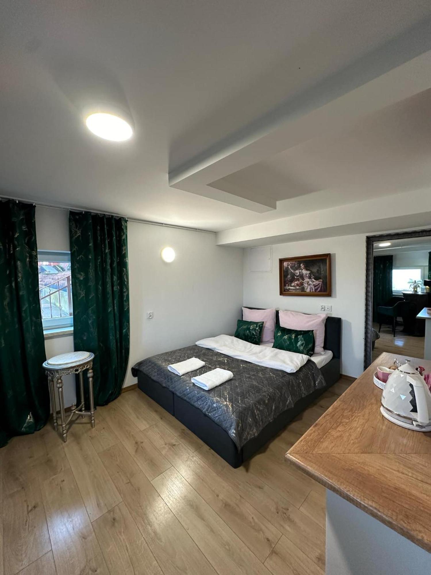 Apartament Bena Ze Zjawiskowym Tarasem Widokowym Chełmno Eksteriør billede